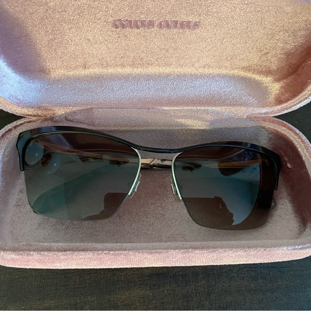 MIU MIU Women's Tortoise Cat Eye SMU 50 P Sunglasses Gold & Brown With Pouch New